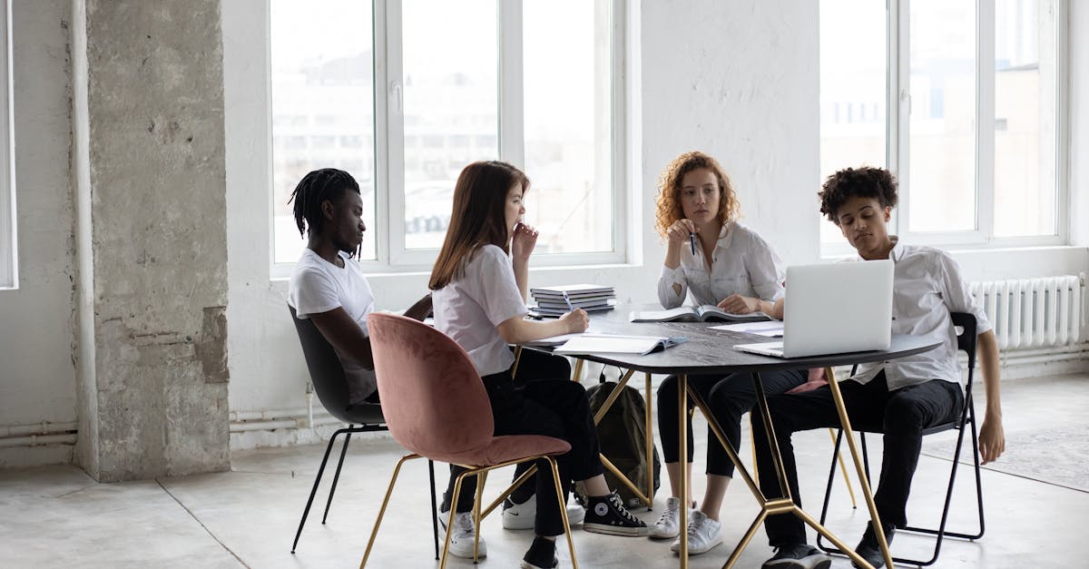 丽晶国际实名账号：诺基亚手机游戏详情下载教程app